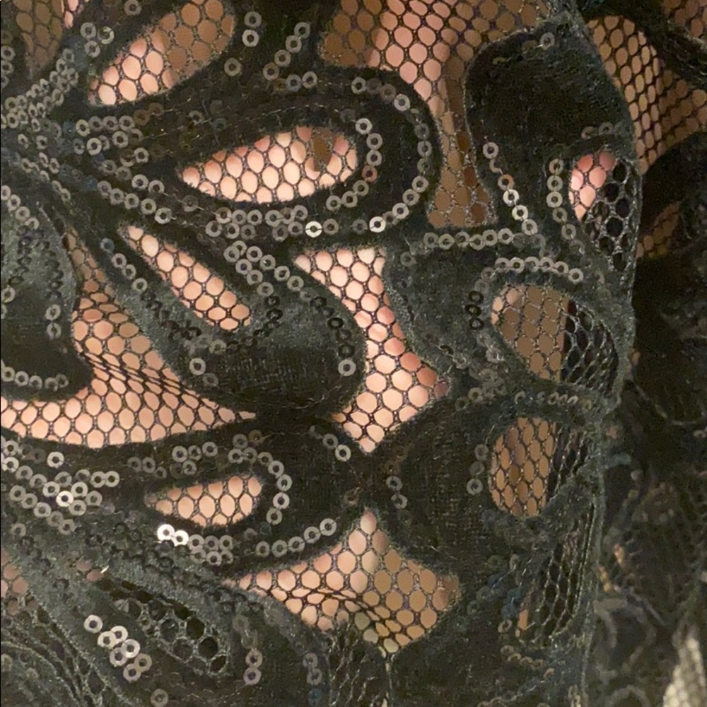 Dress - Picture 3 of 6